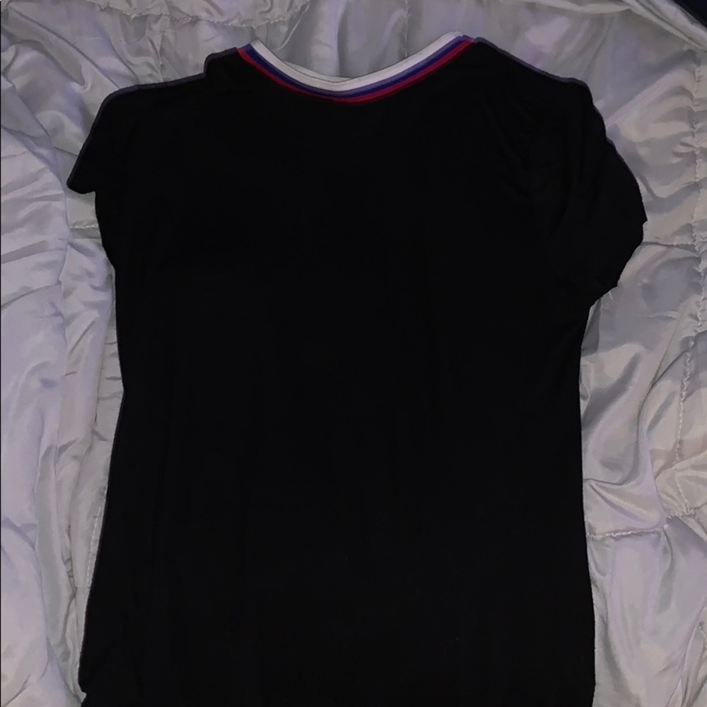Simple black top